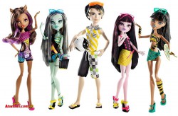 Monster High dolls - американская серия кукол, вдохновленная фильмами ужасов и классическими историями о чудовищах